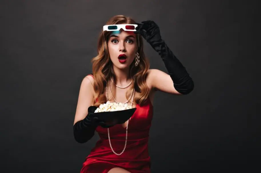 Korttipöydän jännitys valkokankaalla – 5 elokuvaa ja sarjaa