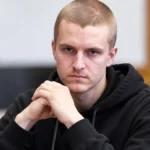 Tauno Veikko Pasanen – elämä, Pihtiputaan poliisisurmat ja Kahdeksan surmanluotia